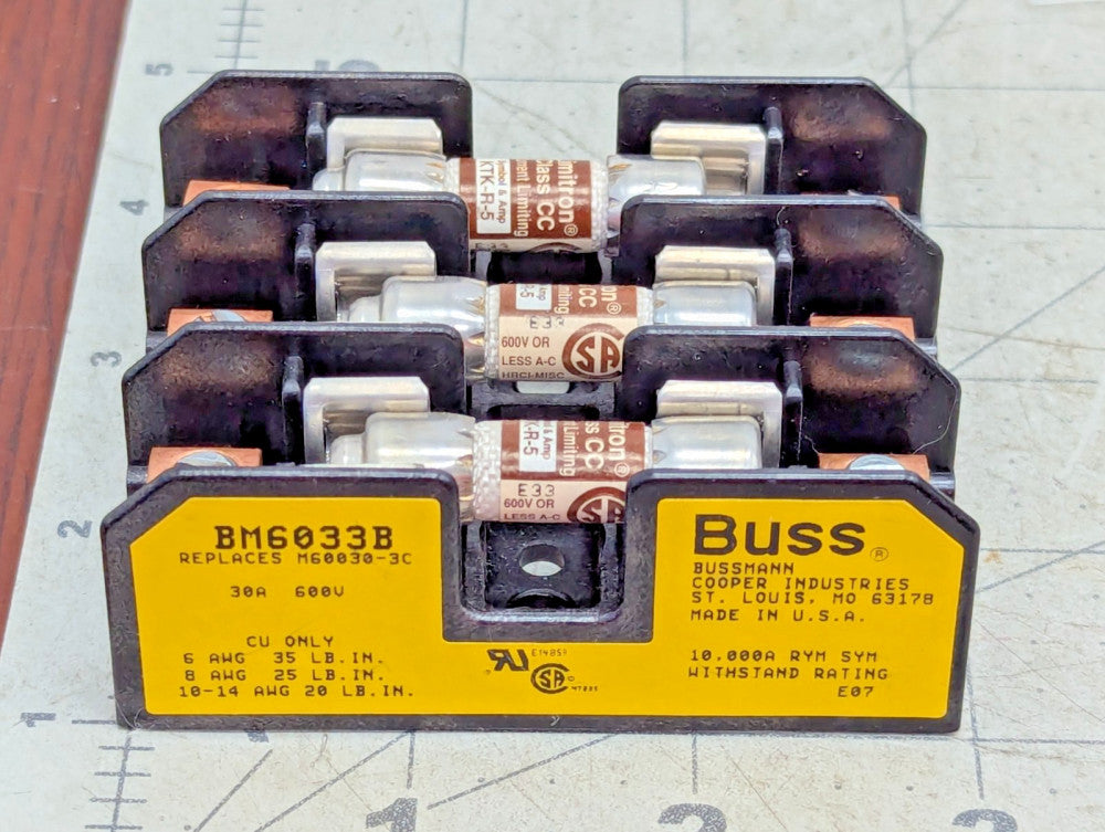 3 KTK-R-5 Lumitron Fuses And 1 BM6033B Buss Fuse Holder WORKING PULL [OF17]
