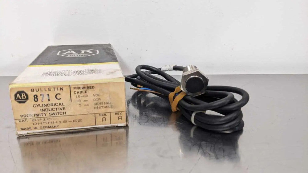 Allen-Bradley 871C-DH5NN18-E2 Cylindrical Inductive Proximity Sensor Ser A 5mm 8