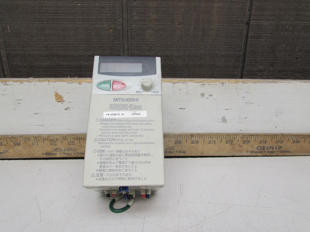 MITSUBISHI FREQROL-E500 FR-E520-0.1K INVERTER UNIT 0.1KW 200V XLNT USED M/O !