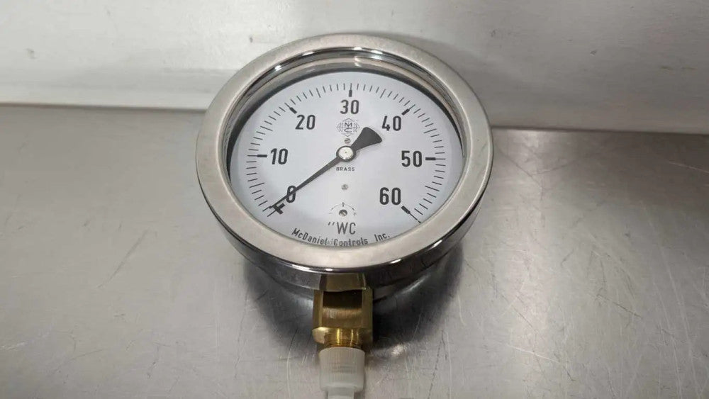 McDaniel Controls 4" Brass 1/2" NPT Gauge 0-60 "WC with 3-1/2" Diameter Dial Fac