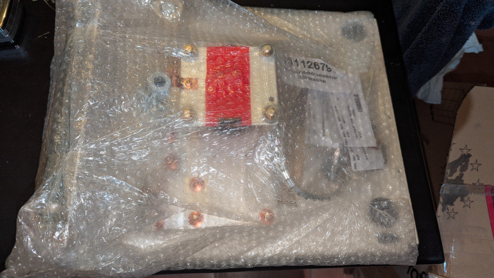 Rofin Laser 101110717 PCB 750/08.03 R04003C-0.406mm Reinforced Valve Base NIB