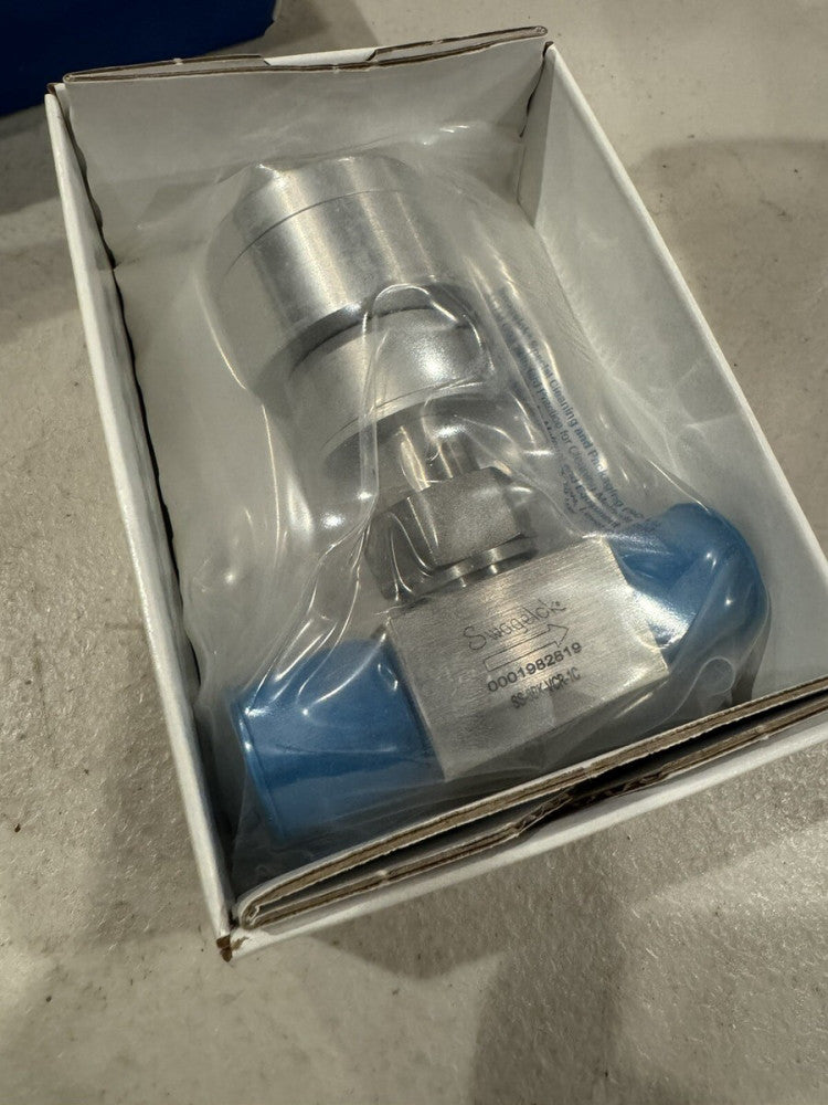 Swagelok SS-8BK-VCR-1C
