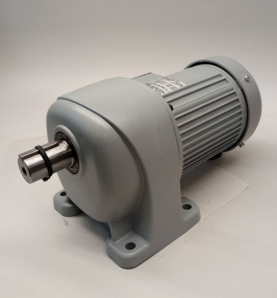 Nissei GTR G3LM-28-60-T040A Gear Motor 3ph 200/220V 4P Ratio 60:1