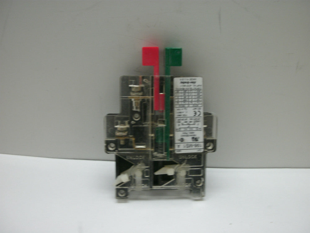 ALLEN BRADLEY 198-MS1 SER A PUSHBUTTON MOMENTARY STOP RED/STARTGREEN NEW NO BOX