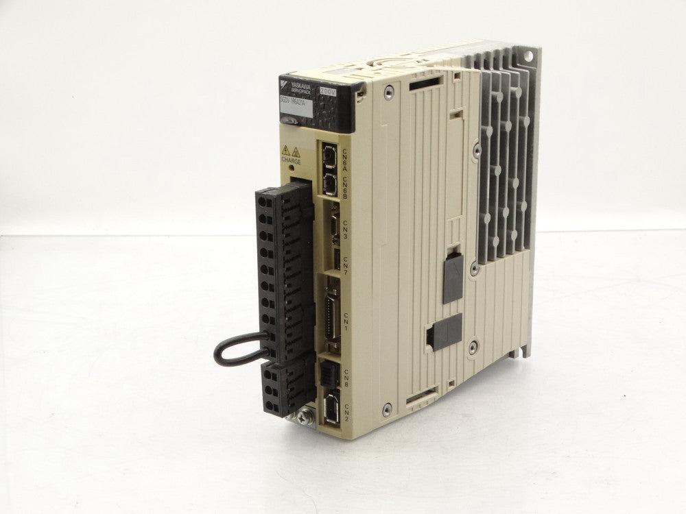 YASKAWA ELECTRIC SGDV-1R6A21A SERVO DRIVE