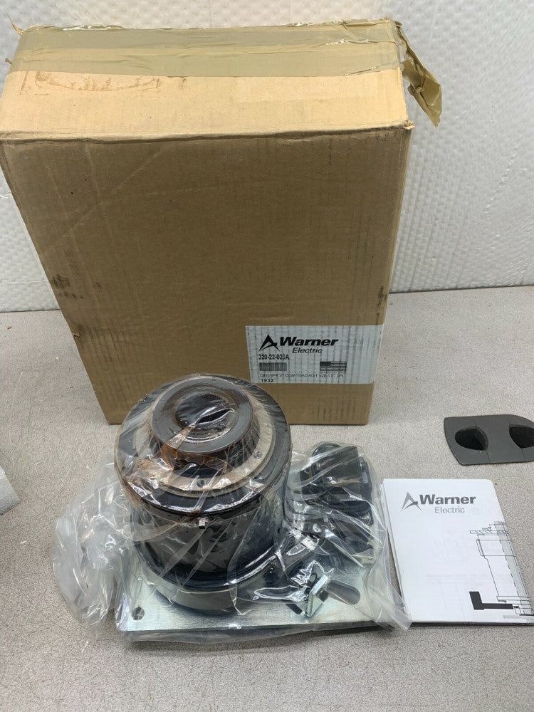 NEW IN BOX WARNER CB10SPRVTCCW-115AC-AO-1 1/2B-1 ST SPL CLUTCH BRAKE 320-22-020A