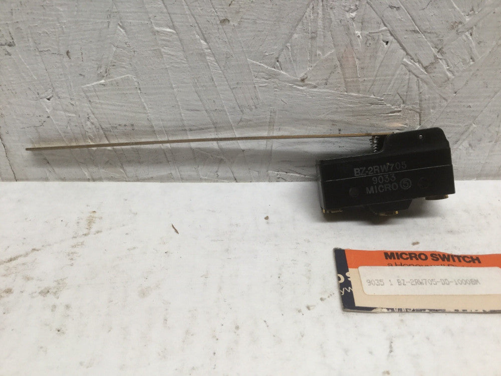 Micro Switch BZ-2RW705 Snap Action Limit Switch 15A 125, 250 or 480 VAC 6”