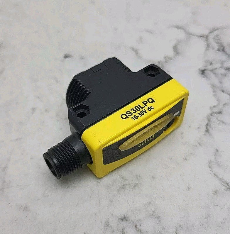 Banner Engineering QS30LPQ Photoelectric Sensor Polarized Retro 8m 10-30Vdc