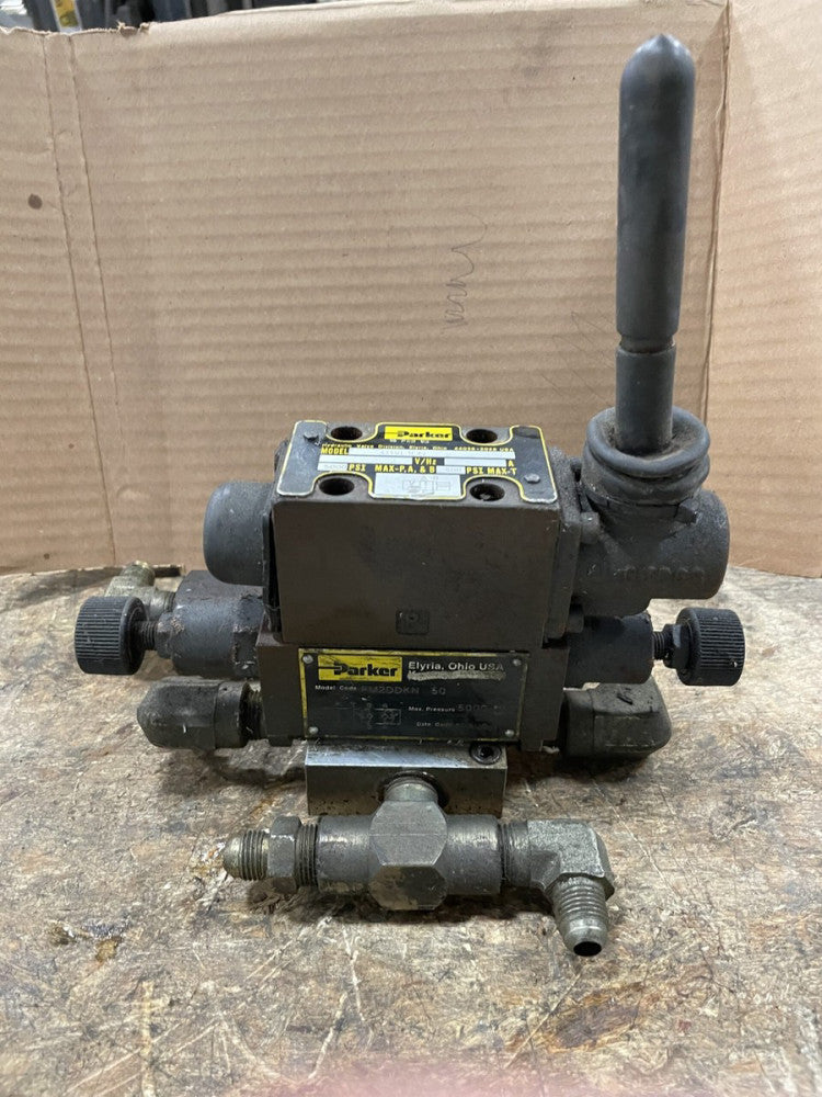 Parker D1VL1DN-72 Hydraulic Control Valve w/ FM2DDKN-50 500/5000PSI