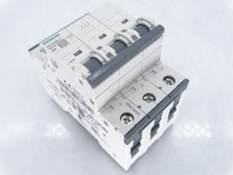 SIEMENS 5SY4306-7 Circuit Breaker - Used
