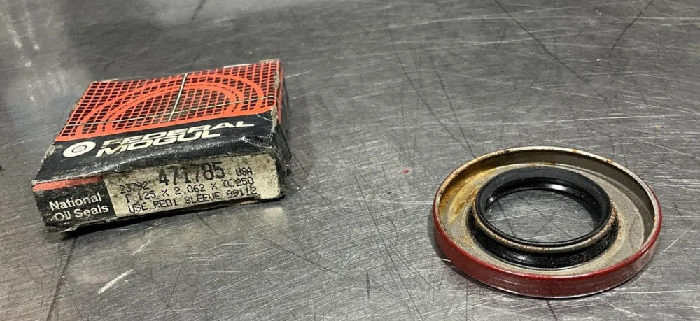 FEDERAL MOGUL NATIONAL OIL SEAL 471785 NOS SURPLUS