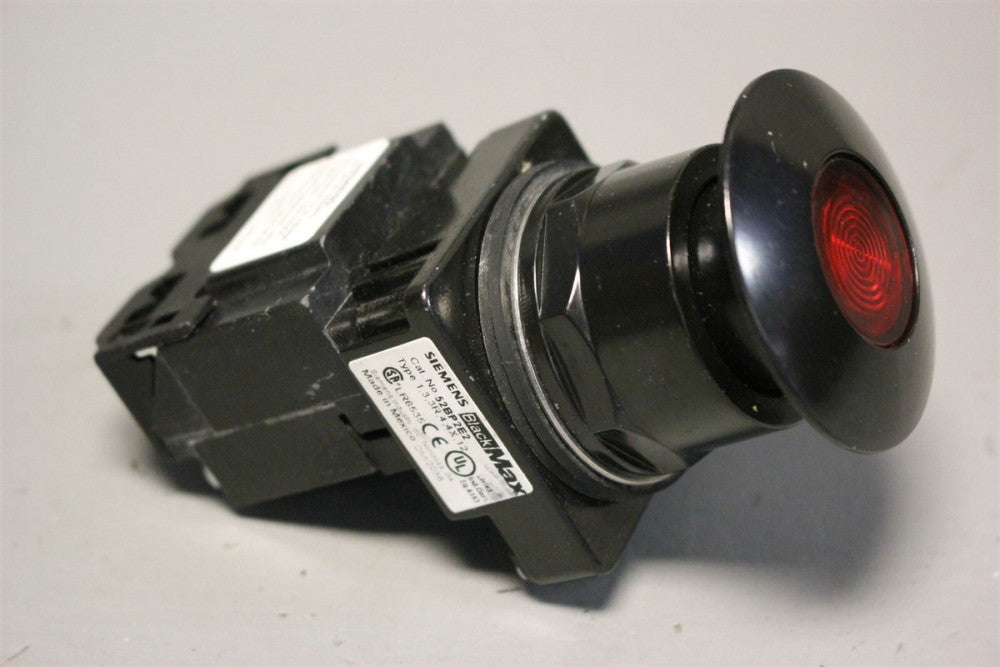 SIEMENS BLACKMAX ILLUMINATED RED MUSHROOM HEAD PUSH-PULL BUTTON 52BP2E2 W/52AAFE