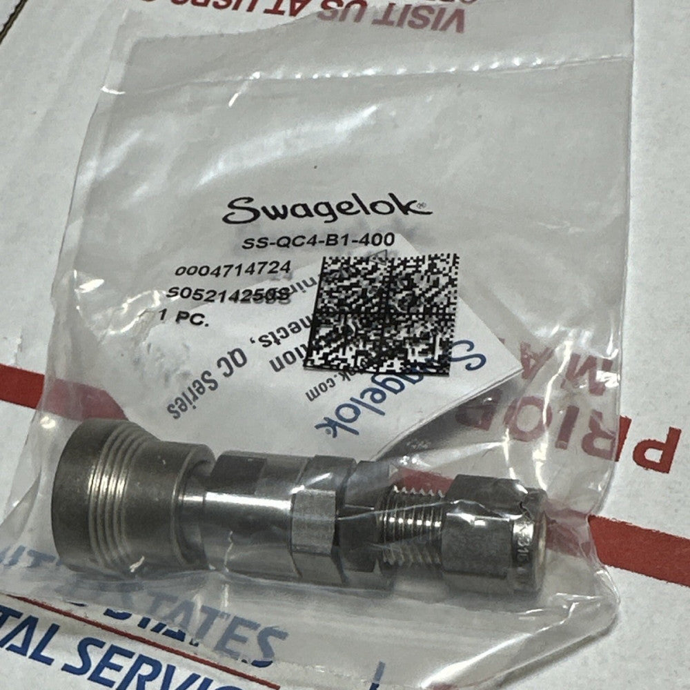 New Swagelok SS-QC4-B1-400   1/4" Bulkhead Quick Connect Body