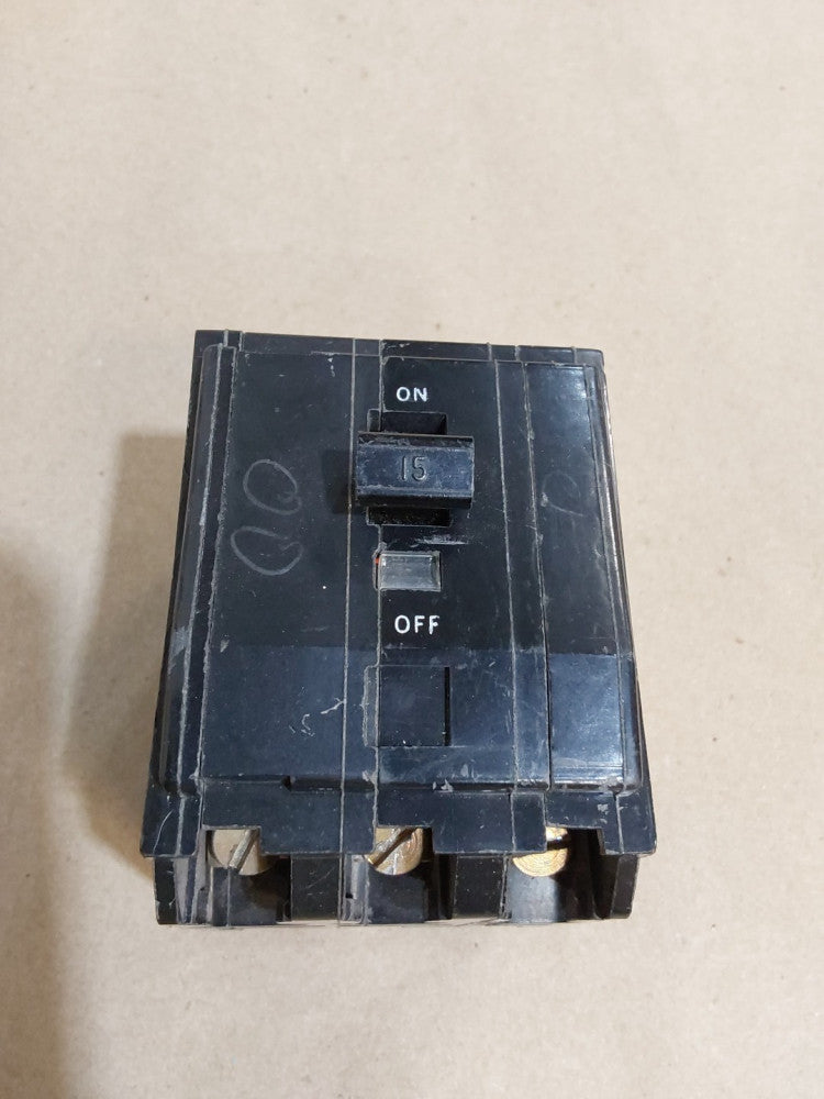 Square D LK-2485 Circuit Breaker, 240VAC 15 Amp