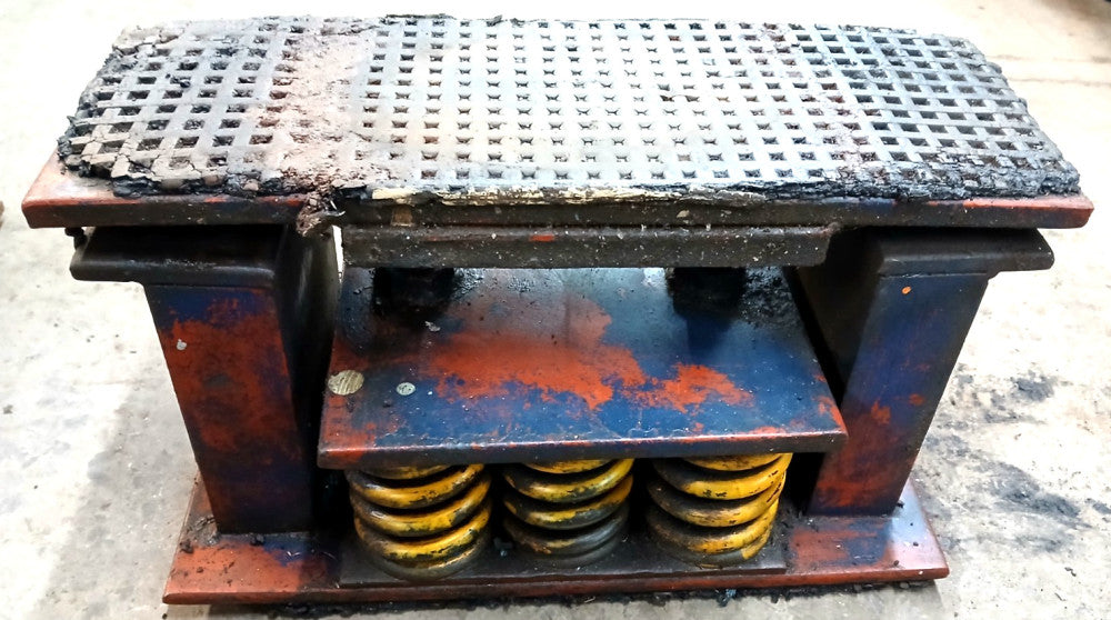 MASON INDUSTRIES ASSORTED 16-1/2" VIBRATION ISOLATORS W/9 SPRINGS SLR4-8400