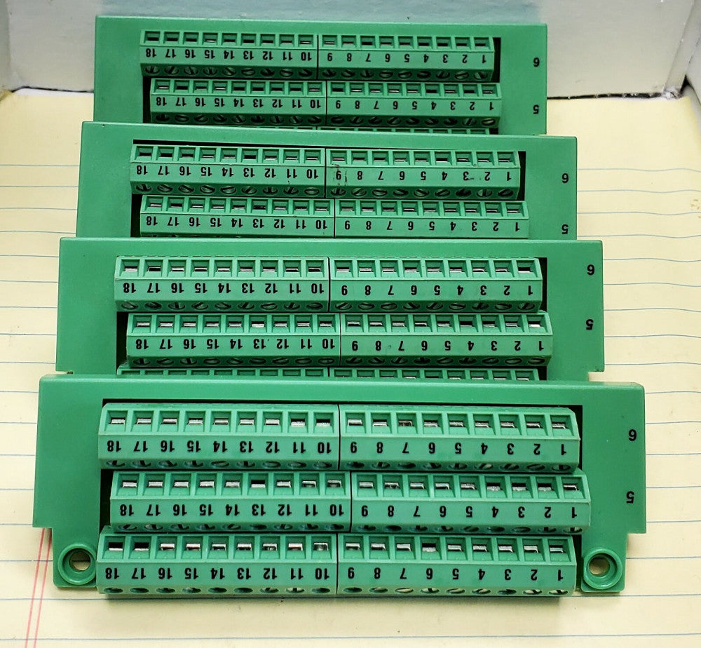 (4) 2291257 Phoenix Contact IBS RT P-SMKDSN/3 Potential Bridging Adapter [OF34]