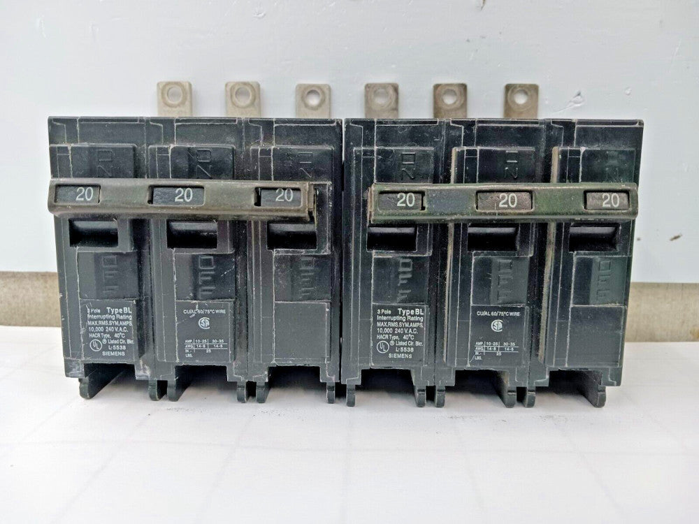 2) SIEMENS 20 AMP BOLT ON CIRCUIT BREAKER 3 POLE 240 VAC  B320  LOT OF 2
