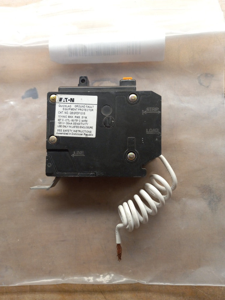  CUTLER HAMMER 15 AMP GFEP CIRCUIT BREAKER 1 POLE 120 VAC QBGFEP1015