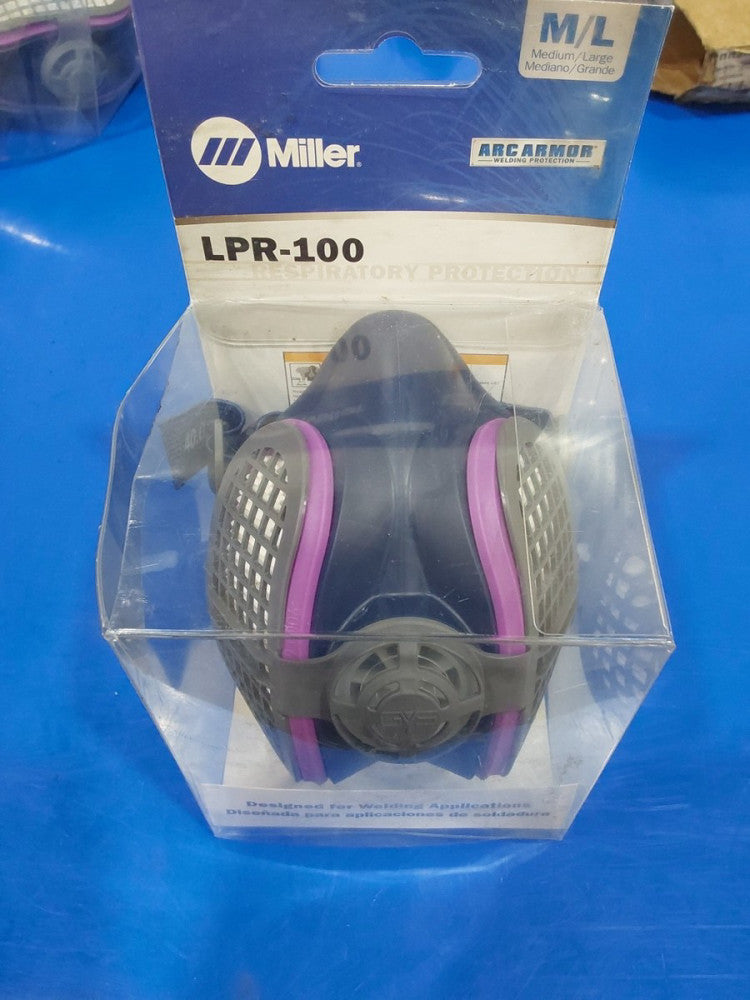 MILLER, LPR-100 Half Mask Respirator with Filters MEDIUM/LARGE