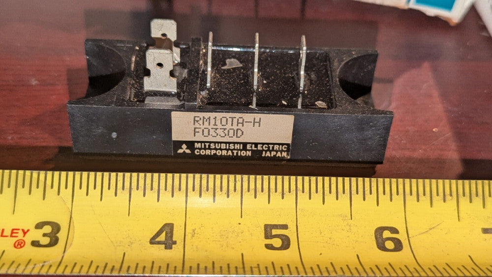 (1) Mitsubishi RM10TA-H  Reliance Electric 701819-40AG Medium Power Diode NEW