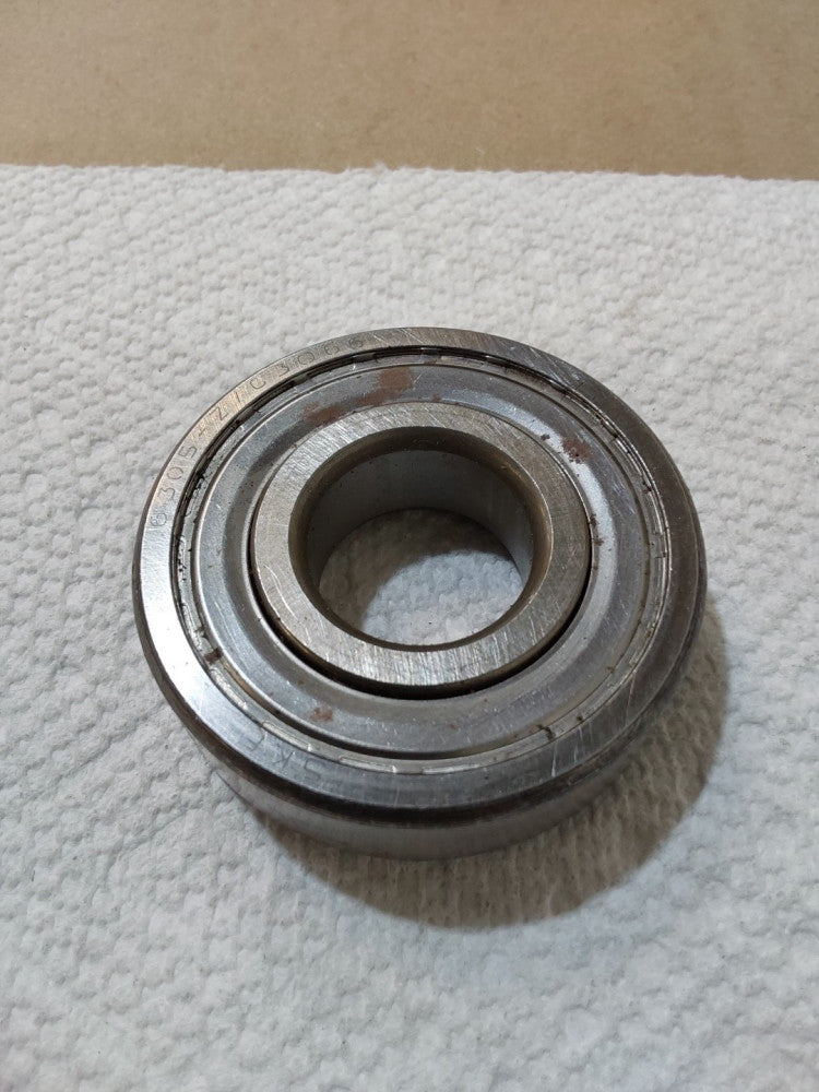 SKF 6305-Z/C3Q66 Deep groove Ball Bearing NOS