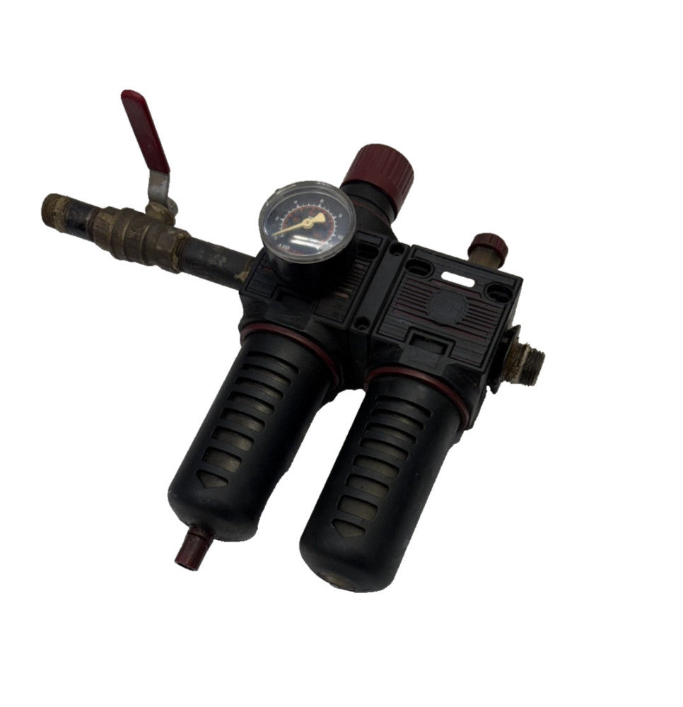 AIRCOMP PNEUMATIC AIR LINE FILTER REGULATOR 1/2"LINE 20 MICRON 0-120PSIG 1/2"NPT