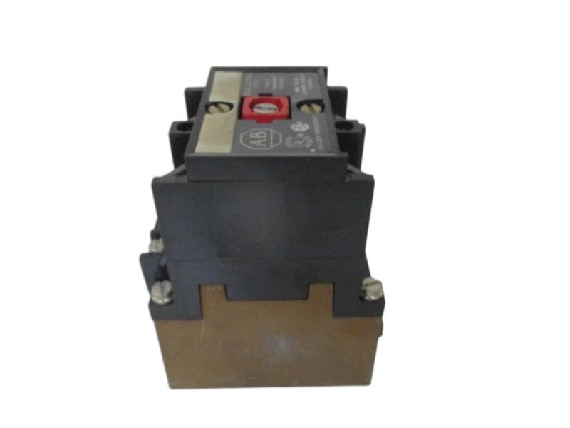 ALLEN BRADLEY 700-P200A1 SER. A AC RELAY 115-120V  UNMP