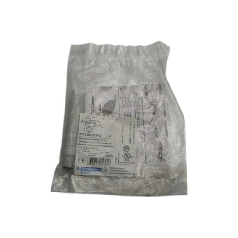 TELEMECANIQUE XT218A1PCM12 12-24VDC NSMP