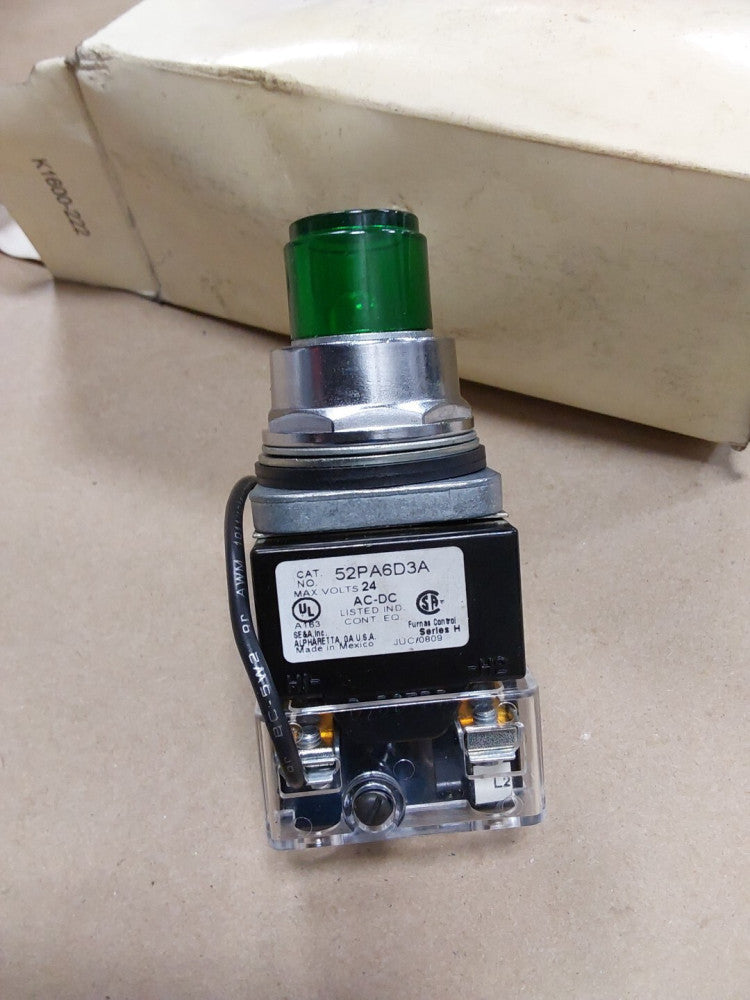 Siemens Oil Tight Push Test Pilot Light 24V NEMA 4,12 Green 52PA6D3A