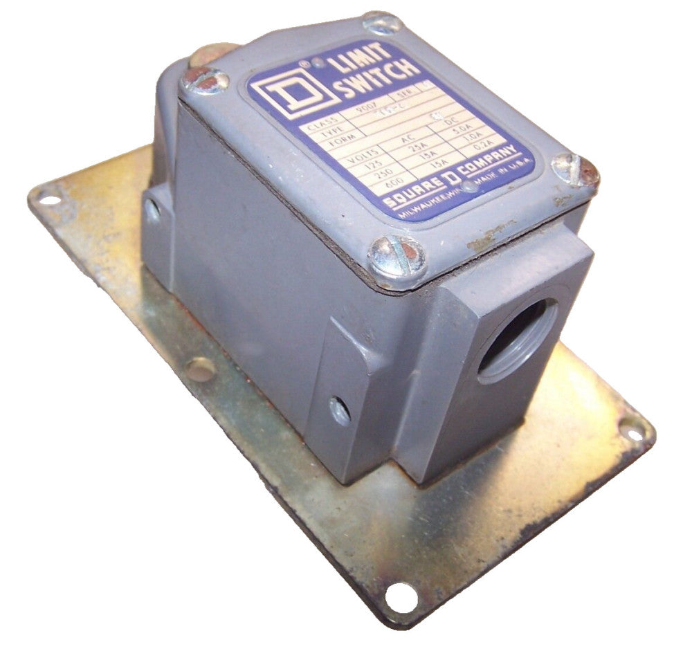 NEW SQUARE D LIMIT SWITCH 600 VAC MAX  9007 TAR-4