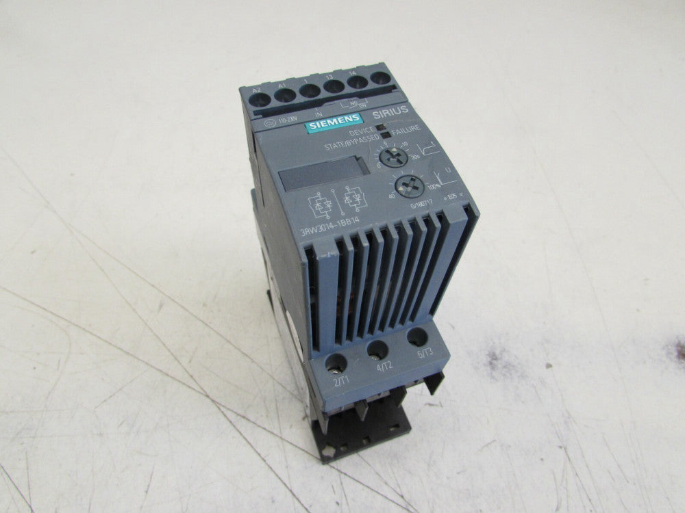 SIEMENS SOFT STARTER 3RW3014-1BB14 , 3HP/460V 110/230V , GOOD TAKEOUT M/O!!
