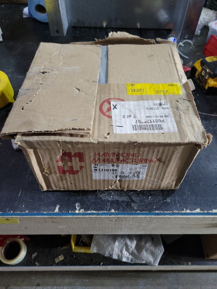 NEW OLD STOCK! HAMMOND MFG N1J10106 Boitier Enclosure