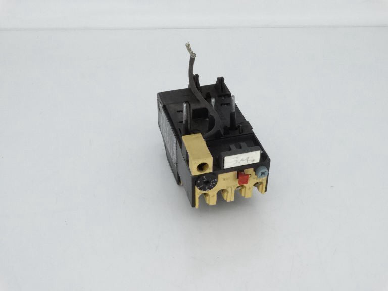 ALLEN BRADLEY 193-BSC-10 SERIES B RELAY USED