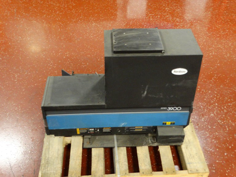NORDSON 3960-20K32/DQUR SERIES 3900 HOT GLUE DISPENSER