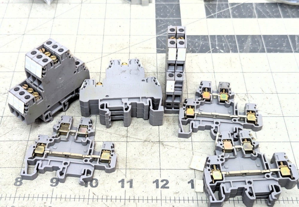12 4/6.D2 Gray Entrelec Feed Through Terminal Block. Double – Deck [OF24]