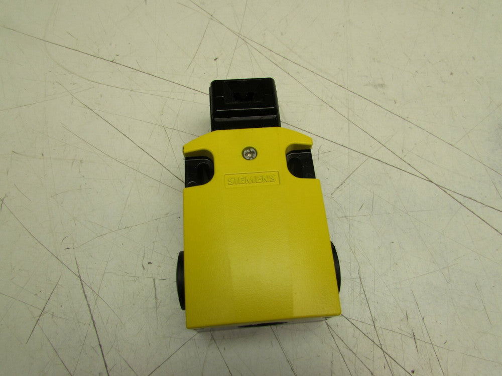 SIEMENS 3SE5122-0QV10-1AA7 SAFETY SWITCH NEW NOT IN BOX MAKE OFFER 