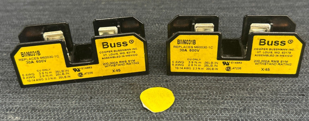BUSS FUSE HOLDER BM6031B  30A 600V  LOT OF 2