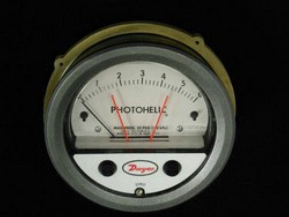 NEW Dwyer 168238-00 Photohelic Pressure Gauge 25 PSIG 0-6 KPA 