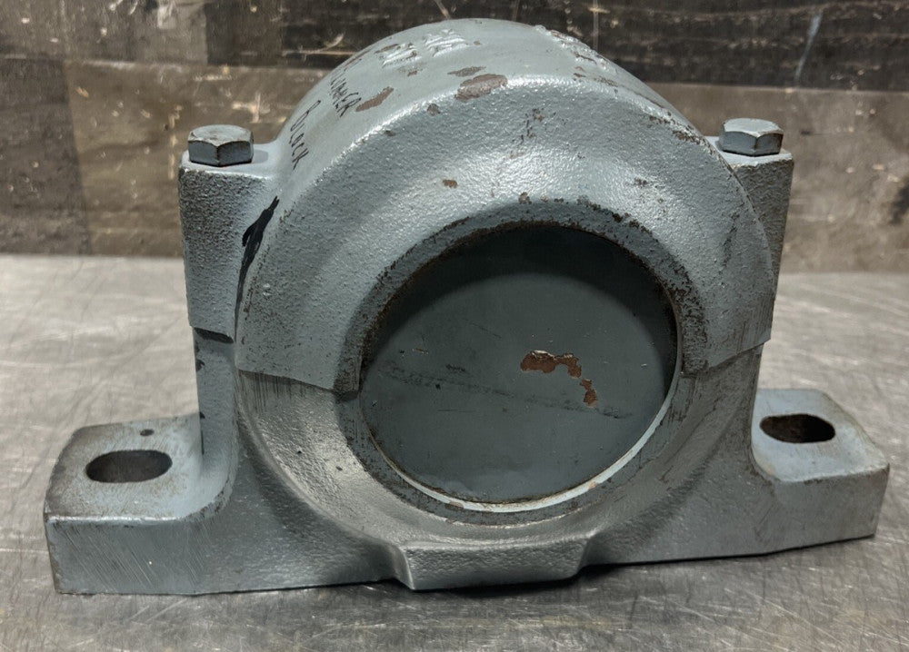 SKF SNA 517 Plumber Block Bearing Housing Nos Surplus