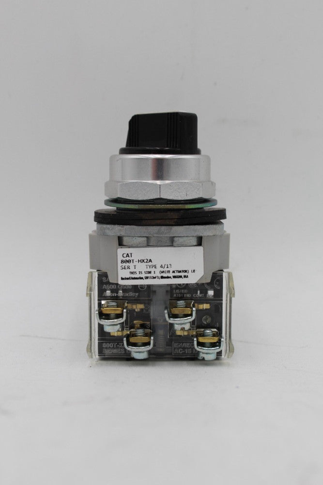 Allen-Bradley 800T-HX2A 30.5mm 2-Position Selector Switch