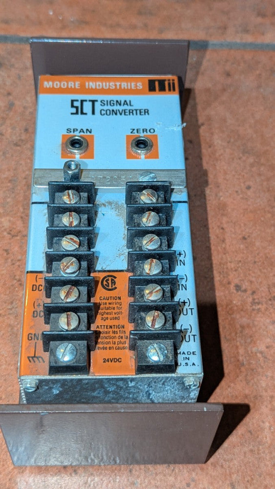 (1) Moore Industries SCT Signal Converter SCT/4-2-MA/4-20MA/24DC