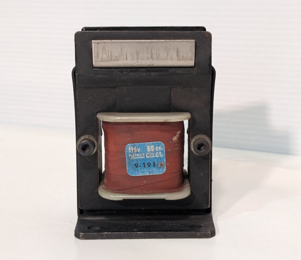 Decco Detroil Coil Co 9-191 Solenoid 115V, 60Cy, 51-500-4