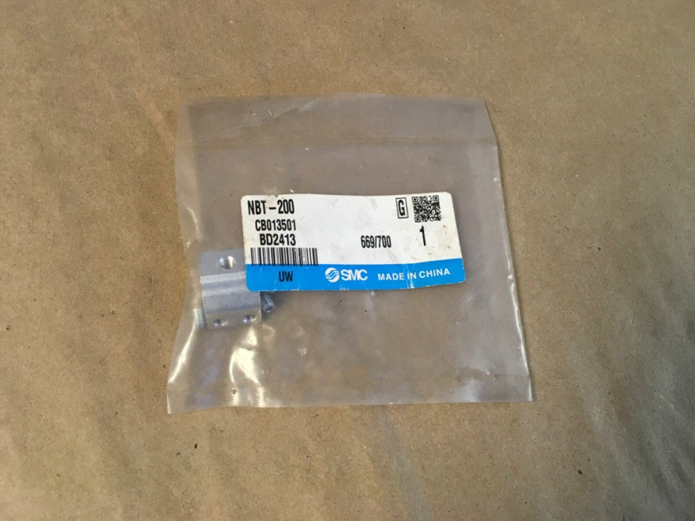 SMC NBT-200 Auto-Switch Mounting Bracket (KB)