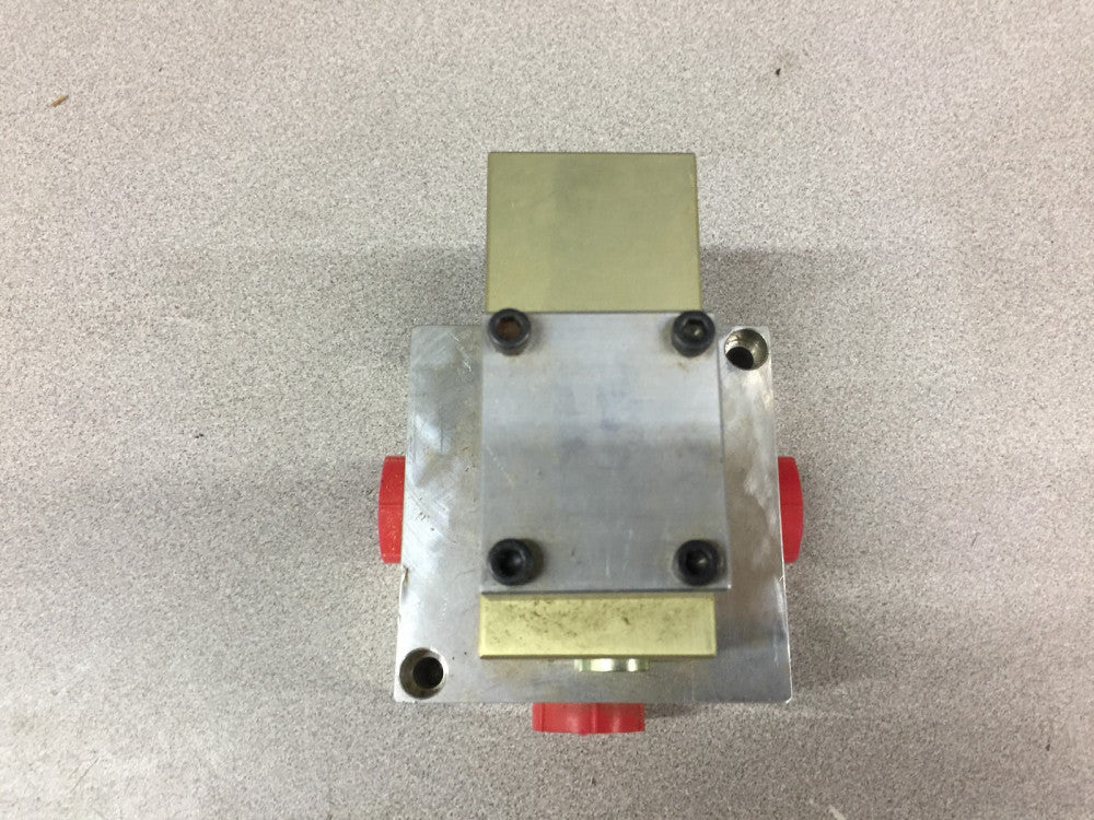 NEW NO BOX DAMAN 0806 HYDRAULIC MANIFOLD BLOCK ADO3SPS8S / AD03CPP / BD03-PN-A