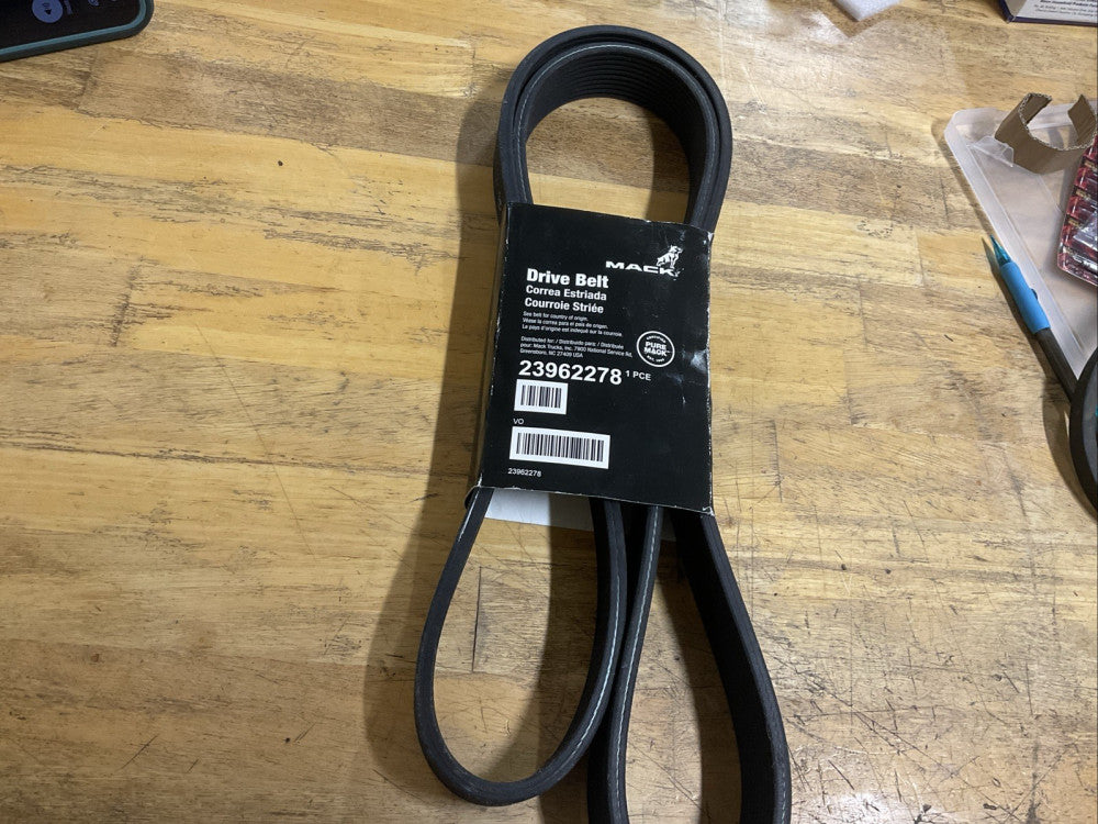 GENUINE OEM Mack V-RIBBED FAN BELT 23962278