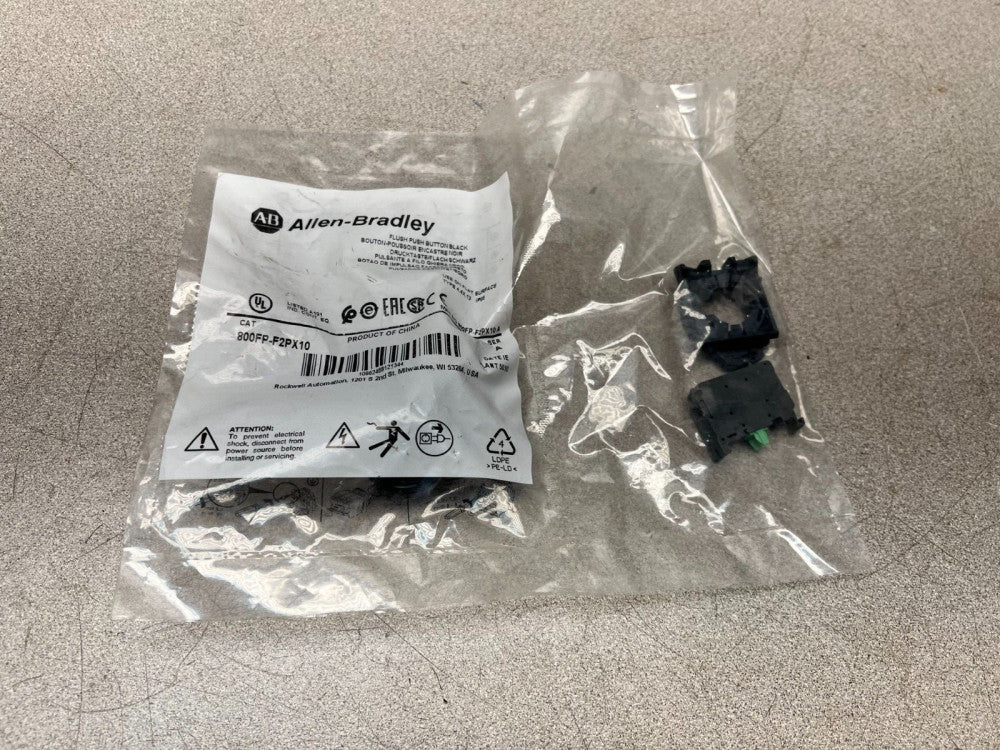 NEW IN BAG ALLEN BRADLEY FLUSH PUSHBUTTON BLACK 800FP-F2PX10 SERIES A