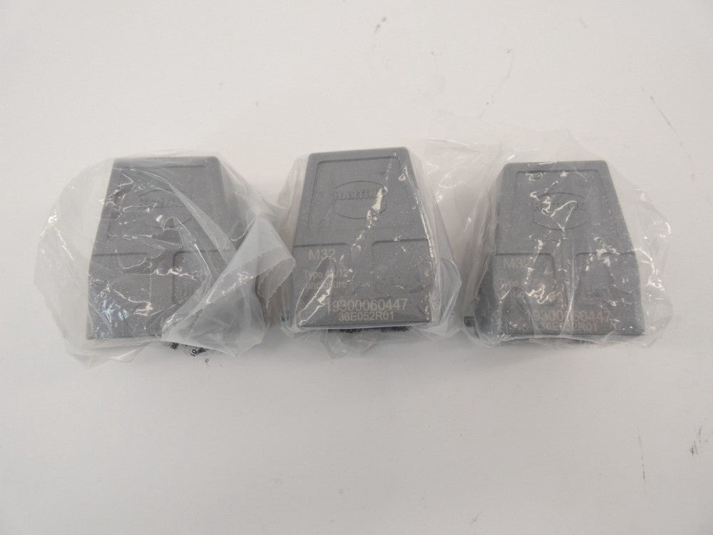 *Lot of 3* Harting 19300060447 Han 6B M32 Enclosure Top Metal Hood - NEW Surp...