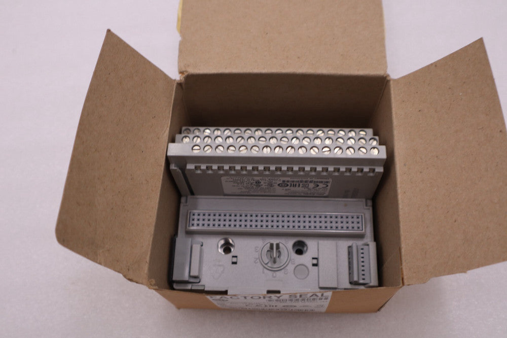 Allen Bradley 1794-TB3 Flex Terminal Base Module NEW IN BOX STOCK H525A