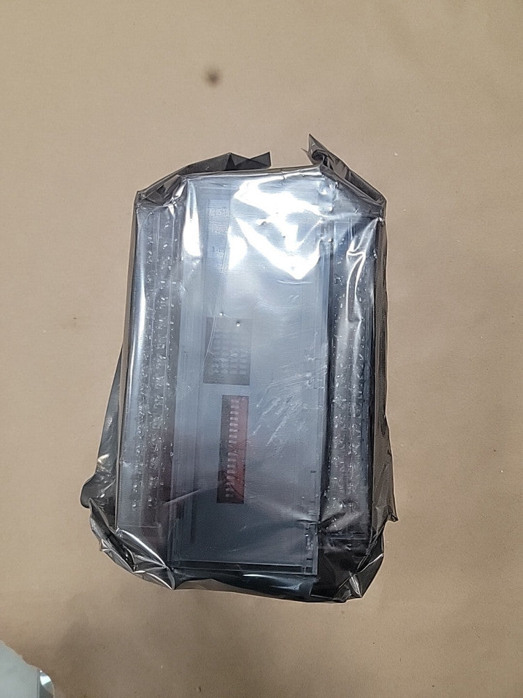 Allen Bradley 1791-24A8 PLC Module 1791-24A8  NEW