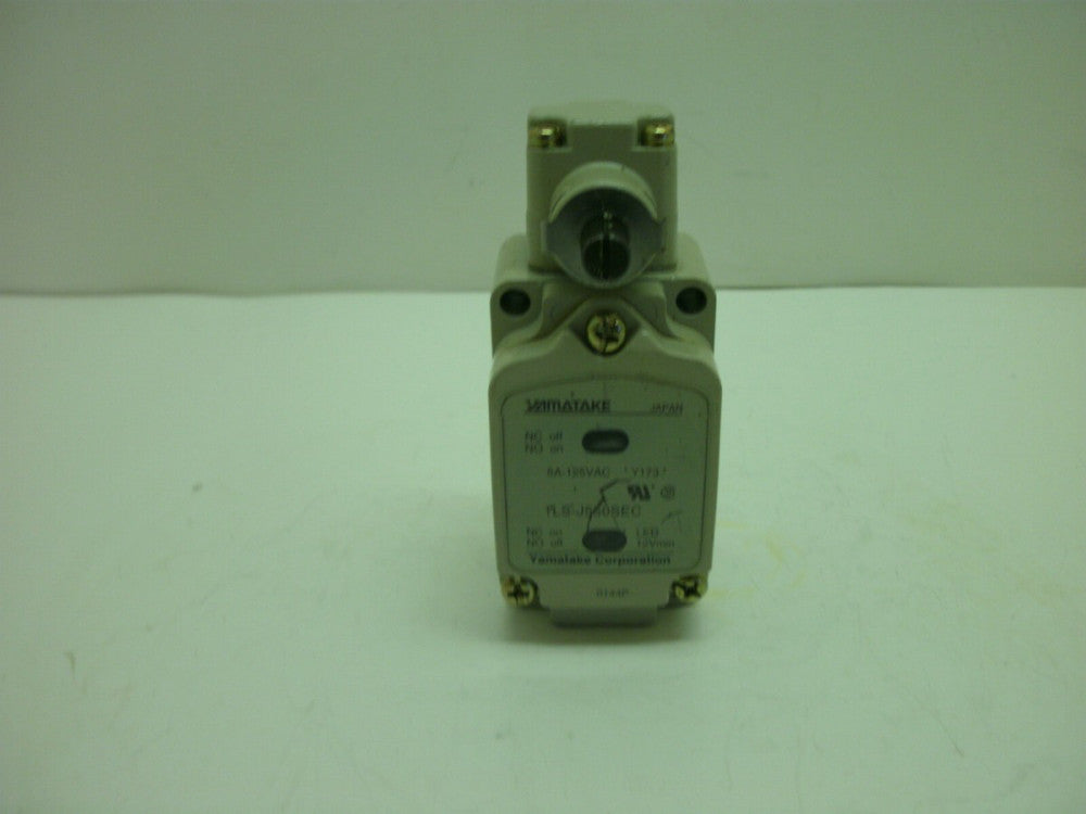 YAMATAKE 1LS-J550SEC LIMIT SWITCH 5A-125VAC RED LED 12Vmin 1NC/1NO NEW NO BOX